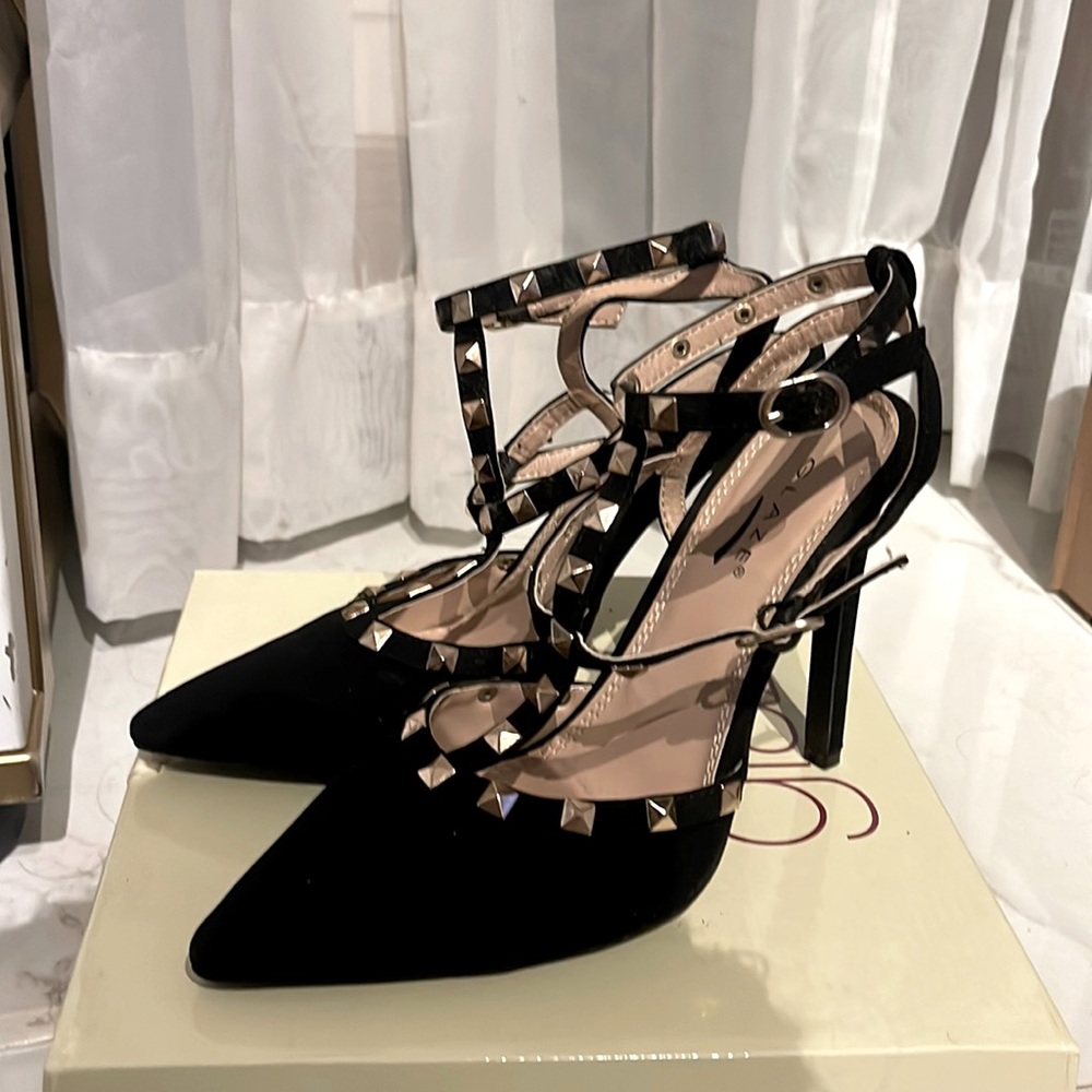 Glaze, Size 7, Black